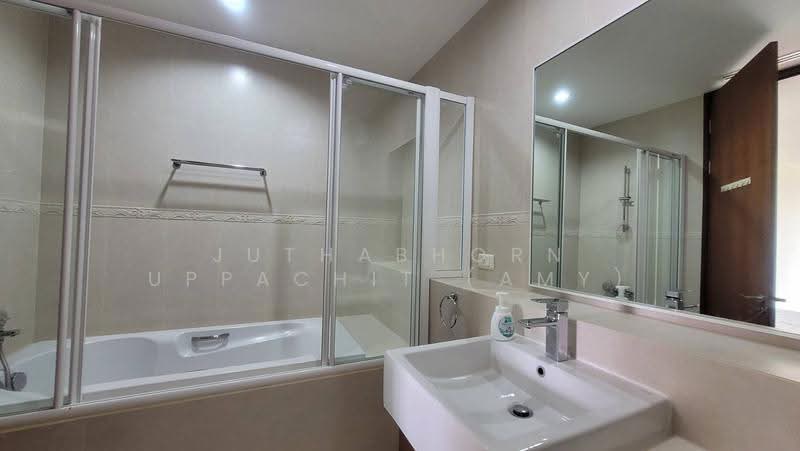 The Lakes, Bangkok, 123 Ratchadaphisek Road, Khlong Toei, Bangkok, 3 Bedrooms, 173 sqm, Condo For Rent, by Juthabhorn Uppachit (Amy), 500575448 - DDproperty.com