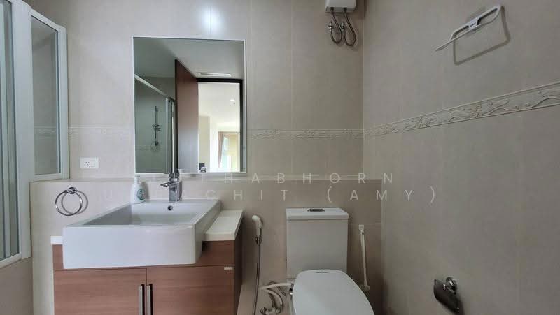 The Lakes, Bangkok, 123 Ratchadaphisek Road, Khlong Toei, Bangkok, 3 Bedrooms, 173 sqm, Condo For Rent, by Juthabhorn Uppachit (Amy), 500575448 - DDproperty.com