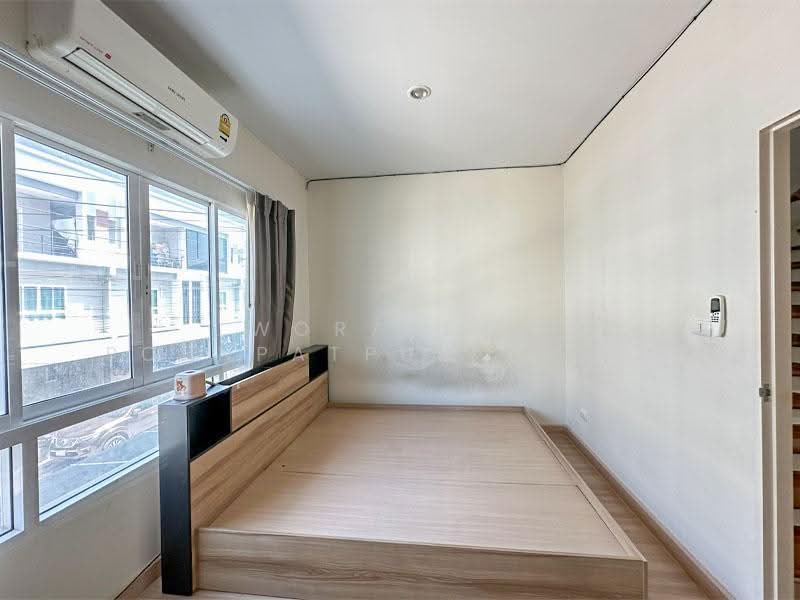 Vision Smart Life Bangbuatong Town Home, Nonthaburi, ถนนบางกรวย - ไทรน้อย, Bang Rak Pattana, Bang Bua Thong, Nonthaburi, 3 Bedrooms, 180 sqm, Townhouse For Rent, by Worazett pornpatpulkasaim, 500575534 - DDproperty.com