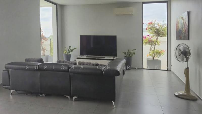 Siam Royal View, Chon Buri (Pattaya), Nong Pru, Bang Lamung (Pattaya), Chon Buri (Pattaya), 3 Bedrooms, 295 sqm, Villa For Sale, by Supicha Chorjong, 500575557 - DDproperty.com