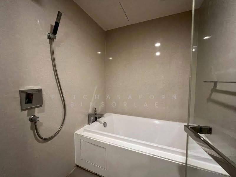 Liv @ 49, Bangkok, 9 Sukhumvit 49 Rd, Khlong Tan Nua, Watthana, Bangkok, 1 Bedroom, 45 sqm, Condo For Sale, by Patcharaporn Binsorlae, 500575561 - DDproperty.com