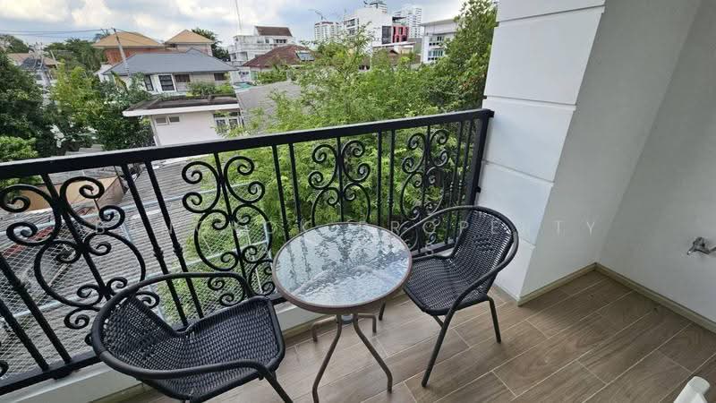 GM Residence, Bangkok, Soi Ekkamai 18, Khlong Tan Nua, Watthana, Bangkok, 3 Bedrooms, 220 sqm, Condo For Rent, by BANGKOK PROPERTY AGENTS, 500575568 - DDproperty.com