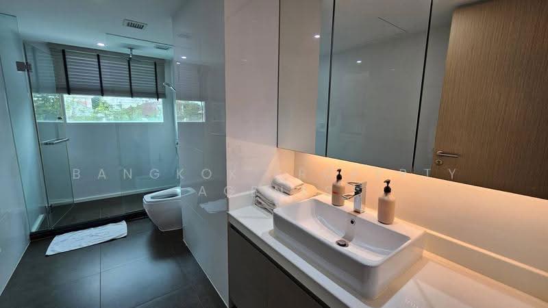 GM Residence, Bangkok, Soi Ekkamai 18, Khlong Tan Nua, Watthana, Bangkok, 3 Bedrooms, 220 sqm, Condo For Rent, by BANGKOK PROPERTY AGENTS, 500575568 - DDproperty.com