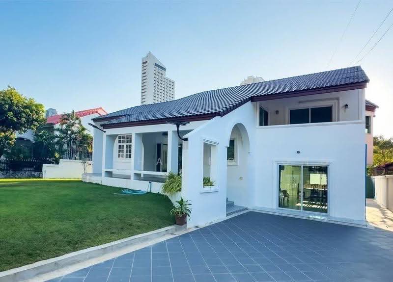 4-BR House, Chon Buri (Pattaya), Nong Pru, Bang Lamung (Pattaya), Chon Buri (Pattaya), 4 Bedrooms, 200 sqm, Single Detached House For Sale, by Supicha Chorjong, 500575582 - DDproperty.com