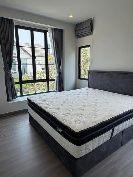 Saransiri Ramkhamhaeng, Bangkok, Khlong Song Ton Nun, Lat Krabang, Bangkok, 4 Bedrooms, 158 sqm, Single Detached House For Sale, by HOME Real Estate Service, 500575617 - DDproperty.com