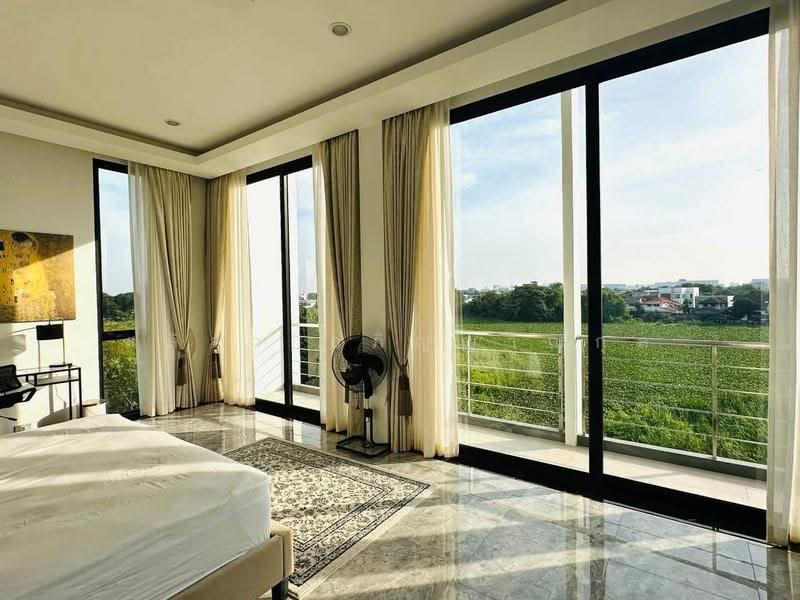House for Rent at Kosum Ruam Chai, Bangkok, Don Mueang, Don Mueang, Bangkok, 8 Bedrooms, 1,000 sqm, Single Detached House For Rent, by สลิลา อภิญญาณกุล, 500575626 - DDproperty.com
