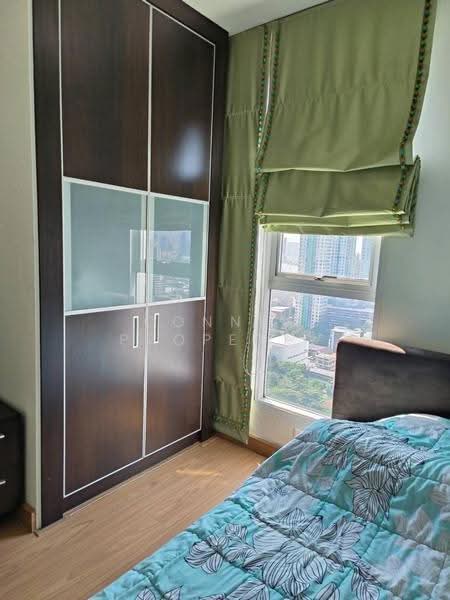 The Complete Narathiwat, Bangkok, 9 Naradhiwas Rajanagarindra Rd, Chong Nonsi, Yan Nawa, Bangkok, 2 Bedrooms, 60 sqm, Condo For Rent, by Connex Property, 500575641 - DDproperty.com