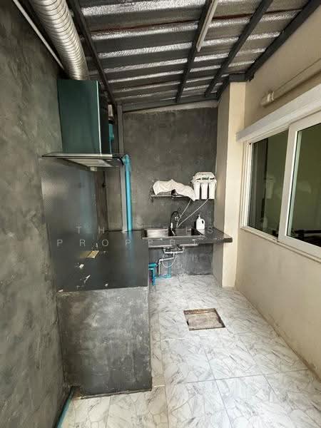 Golden Town Bangna-Kingkaew, Samut Prakan, Soi Kingkaew 31, Rachathewa, Bang Plee, Samut Prakan, 4 Bedrooms, 150 sqm, Townhouse For Sale, by The Best Property บอม, 500575675 - DDproperty.com