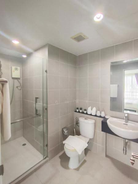 Kes Ratchada, Bangkok, Soi Sutthiphon-Pracha Songkhro 2 Ratchadaphisek Road, Din Daeng, Bangkok, 1 Bedroom, 32 sqm, Condo For Sale, by คุณพีร์, 500575685 - DDproperty.com