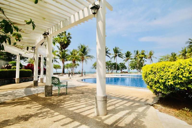 Sunshine Beach Condotel : ซันไชน์ บีช คอนโดเทล, ชลบุรี, นาจอมเทียน, สัตหีบ, ชลบุรี, 56 ตร.ม., คอนโด ขาย, โดย Patcharaporn Binsorlae, 500575688 - DDproperty.com