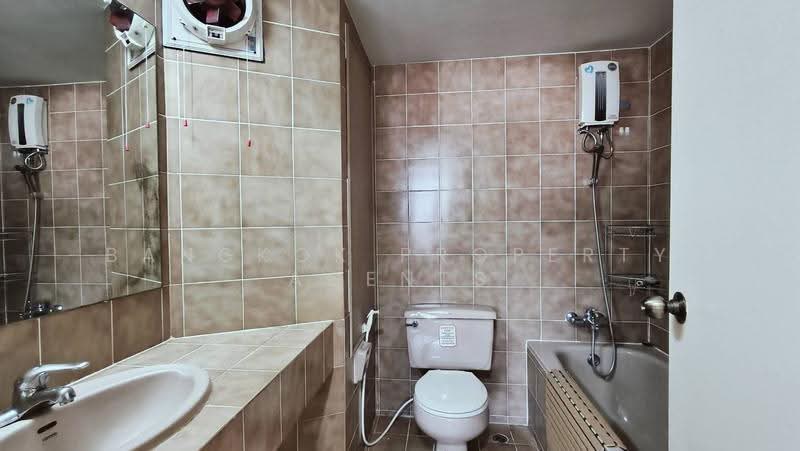 Ruamjai Heights, Bangkok, Sukhumvit, Khlongtoei Nua, Watthana, Bangkok, 3 Bedrooms, 211 sqm, Condo For Rent, by BANGKOK PROPERTY AGENTS, 500575747 - DDproperty.com