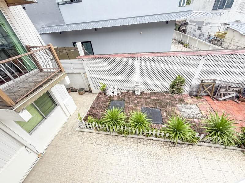Pridipanomyong 37, Bangkok, สุขุมวิท 71, Khlong Tan Nua, Watthana, Bangkok, 3 Bedrooms, 400 sqm, Single Detached House For Sale, by อมรญา ทองสุข, 500575757 - DDproperty.com