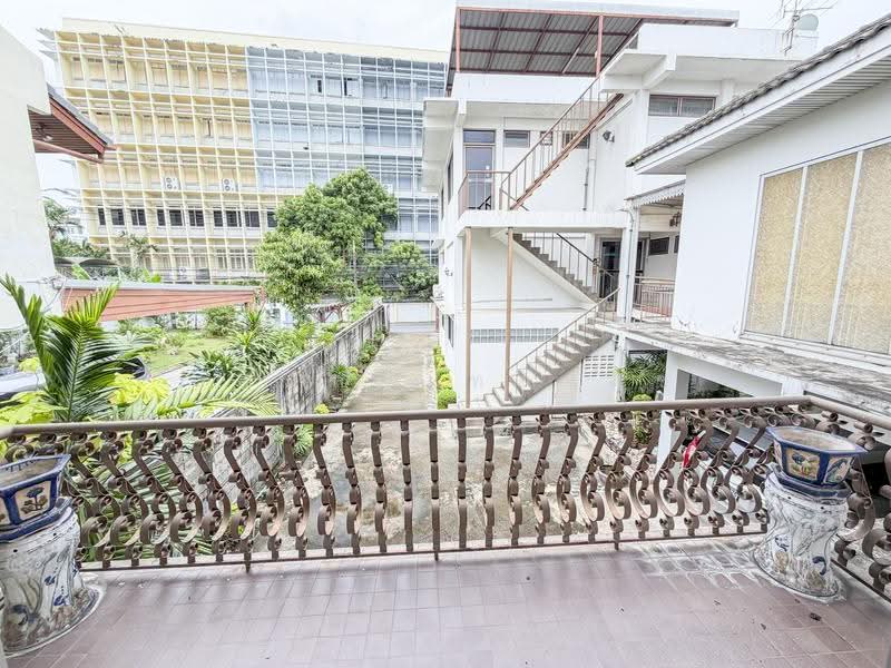 Pridipanomyong 37, Bangkok, สุขุมวิท 71, Khlong Tan Nua, Watthana, Bangkok, 3 Bedrooms, 400 sqm, Single Detached House For Sale, by อมรญา ทองสุข, 500575757 - DDproperty.com