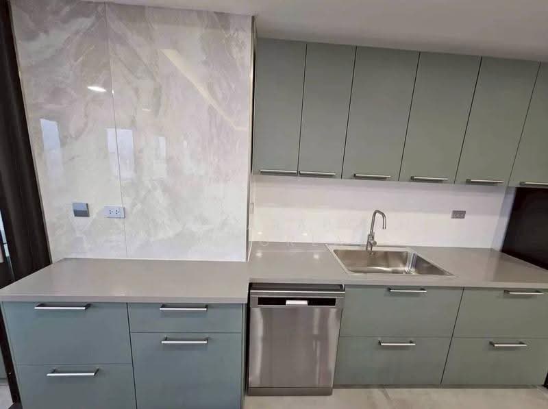 The Waterford Diamond Tower Sukhumvit, Bangkok, 758/18 Soi Sukhumvit 30/1, Sukhumvit Road, Khlong Toei, Bangkok, 3 Bedrooms, 147 sqm, Condo For Sale, by Patcharaporn Binsorlae, 500575766 - DDproperty.com