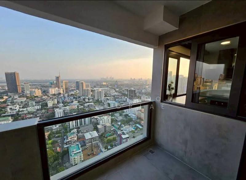 The Waterford Diamond Tower Sukhumvit, Bangkok, 758/18 Soi Sukhumvit 30/1, Sukhumvit Road, Khlong Toei, Bangkok, 3 Bedrooms, 147 sqm, Condo For Sale, by Patcharaporn Binsorlae, 500575766 - DDproperty.com