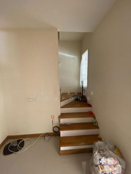 Golden Town Ramkhamhaeng-Wongwaen, Bangkok, Rat Phatthana Road, Saphan Sung, Bangkok, 4 Bedrooms, 140 sqm, Townhouse For Sale, by Saowaluk Anupong, 500575800 - DDproperty.com
