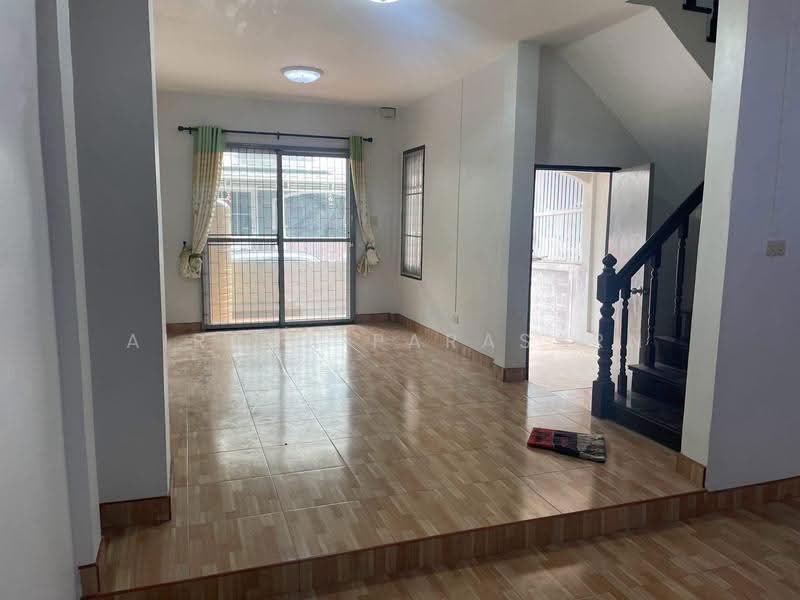 FA Khlong Luang Village, Pathum Thani, Khlong Nung, Khlong Luang, Pathum Thani, 3 Bedrooms, 80 sqm, Townhouse For Rent, by Airada Parasarn, 500575801 - DDproperty.com