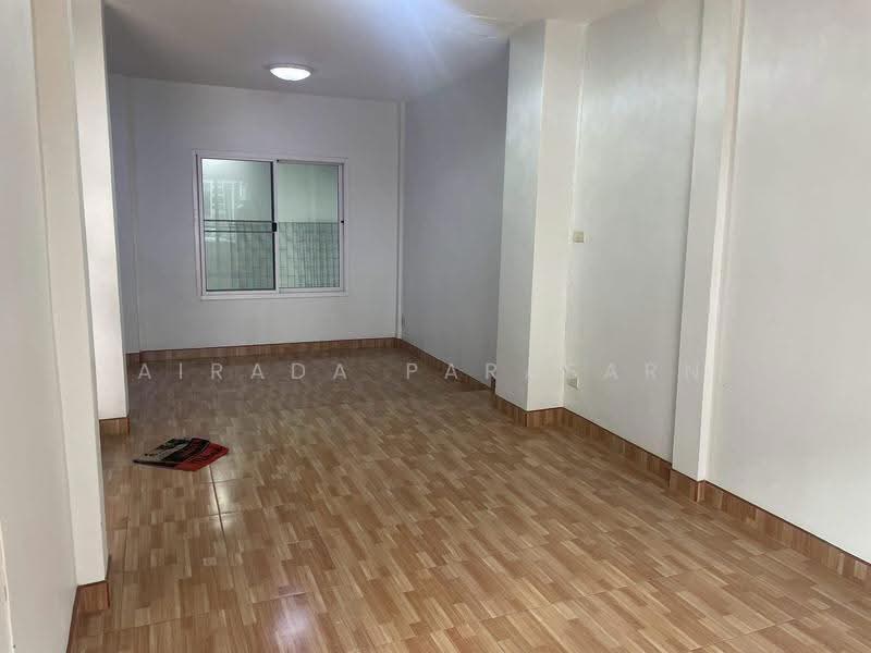 FA Khlong Luang Village, Pathum Thani, Khlong Nung, Khlong Luang, Pathum Thani, 3 Bedrooms, 80 sqm, Townhouse For Rent, by Airada Parasarn, 500575801 - DDproperty.com