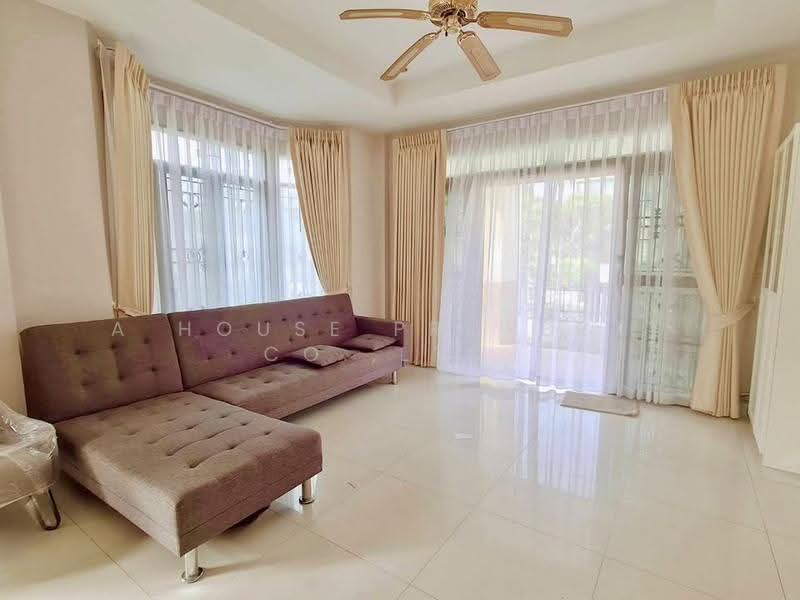 Beautiful house in Si Racha, Praweenwan Village - corner unit, Chon Buri (Pattaya), Surasak, Si Racha, Chon Buri (Pattaya), 3 Bedrooms, 244 sqm, Single Detached House For Rent, by A House Property Co.,Ltd., 500575823 - DDproperty.com