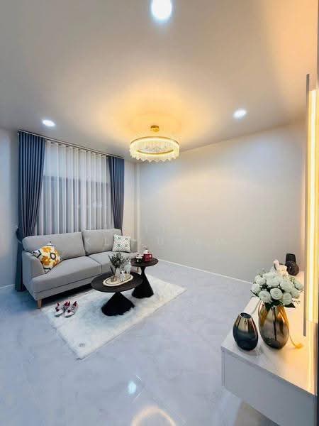 Uraiwan Park View, Chon Buri (Pattaya), Nong Pru, Bang Lamung (Pattaya), Chon Buri (Pattaya), 2 Bedrooms, 93 sqm, Villa For Sale, by Puttirat Kleebyam, 500575838 - DDproperty.com