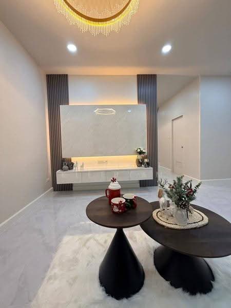 Uraiwan Park View, Chon Buri (Pattaya), Nong Pru, Bang Lamung (Pattaya), Chon Buri (Pattaya), 2 Bedrooms, 93 sqm, Villa For Sale, by Puttirat Kleebyam, 500575838 - DDproperty.com