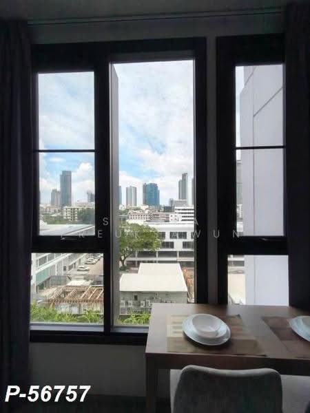 XT Ekkamai, Bangkok, 259 Soi Sukhumvit 63, Khlong Tan Nua, Watthana, Bangkok, 1 Bedroom, 30 sqm, Condo For Rent, by Susira Prueksawun, 500575842 - DDproperty.com