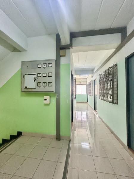ขายหอพักนวนครปทุมธานี ซอย 19 เนื้อที่ 59.4 ตารางวา 5 ชั้น 45 ห้อง คลองหนึ่ง, ปทุมธานี, คลองหนึ่ง, คลองหลวง, ปทุมธานี, 847 ตร.ม., กิจการ ขาย, โดย ERA Thailand, 500575856 - DDproperty.com