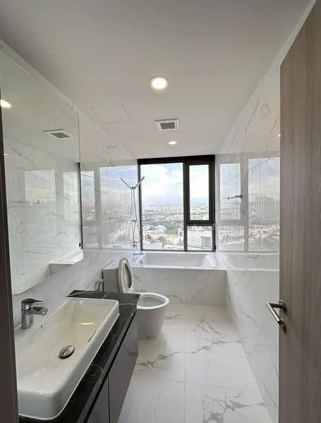 Cloud Thonglor-Phetchaburi, Bangkok, 1986 New Petchaburi Road, Bang Kapi, Huai Khwang, Bangkok, 1 Bedroom, 38 sqm, Condo For Rent, by Thanyalak Premputtiphan, 500575897 - DDproperty.com