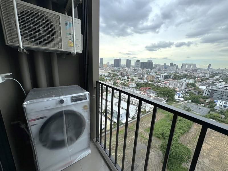 NUE Noble Ratchada-Lat Phrao, Bangkok, Lat Phrao Road, Chan Kasem, Chatuchak, Bangkok, 1 Bedroom, 30 sqm, Condo For Rent, by TRC Property, 500575901 - DDproperty.com