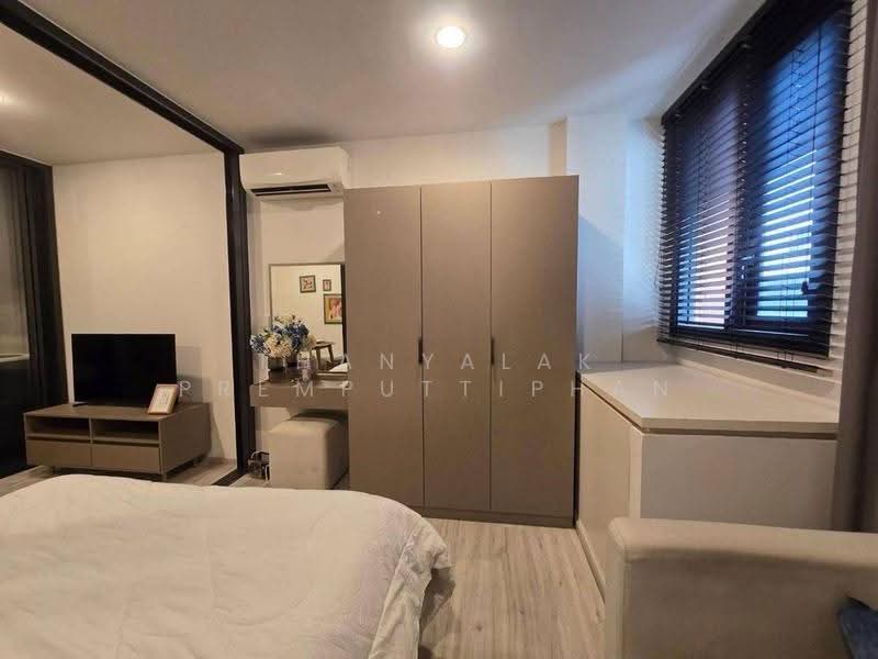 XT Huaikhwang, Bangkok, 244 Ratchadaphisek Road, Huai Khwang, Bangkok, 1 Bedroom, 30 sqm, Condo For Rent, by Thanyalak Premputtiphan, 500575927 - DDproperty.com