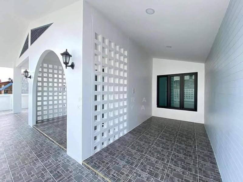 undefined, Chon Buri (Pattaya), Surasak, Si Racha, Chon Buri (Pattaya), 4 Bedrooms, 220 sqm, Single Detached House For Sale, by Puttirat Kleebyam, 500575931 - DDproperty.com