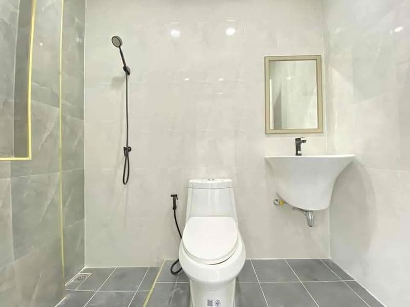undefined, Chon Buri (Pattaya), Surasak, Si Racha, Chon Buri (Pattaya), 4 Bedrooms, 220 sqm, Single Detached House For Sale, by Puttirat Kleebyam, 500575931 - DDproperty.com