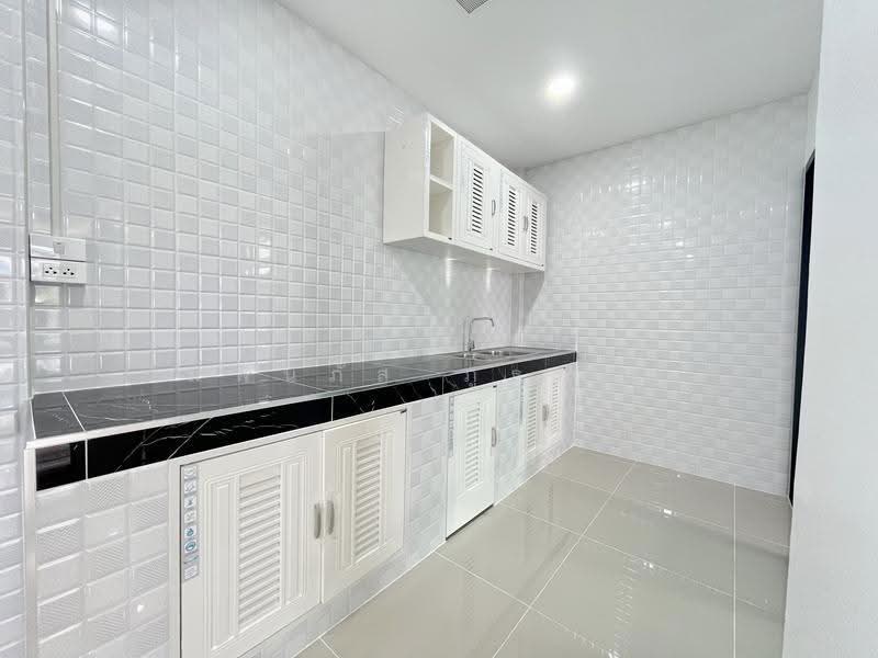 Baan Pruksa B Rangsit - Klong 3, Pathum Thani, Liab Klong Sam Road, Khlong Sam, Khlong Luang, Pathum Thani, 3 Bedrooms, 96 sqm, Townhouse For Sale, by พิมพ์นภัส ภูธนภัทร, 500575932 - DDproperty.com