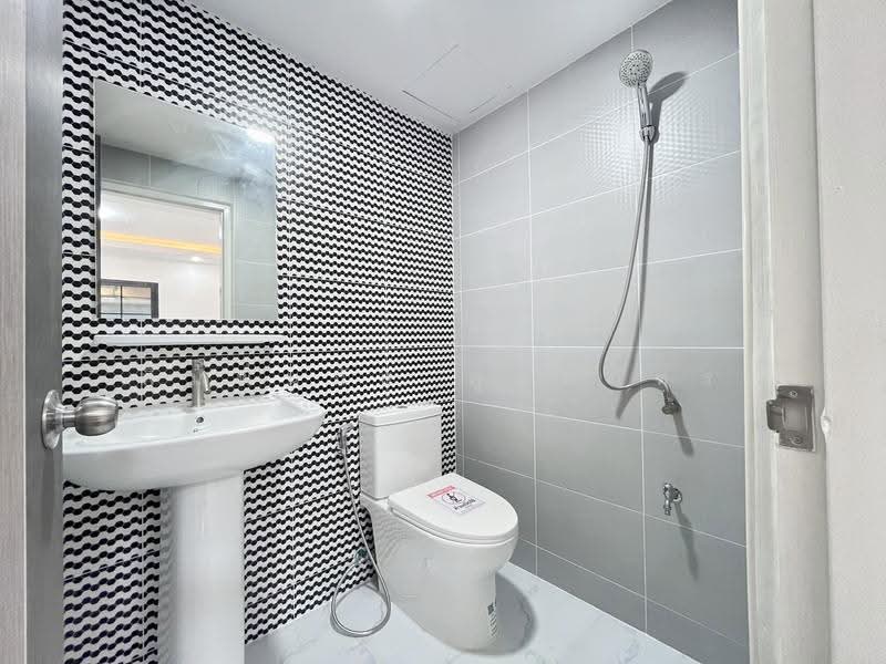 Baan Pruksa B Rangsit - Klong 3, Pathum Thani, Liab Klong Sam Road, Khlong Sam, Khlong Luang, Pathum Thani, 3 Bedrooms, 96 sqm, Townhouse For Sale, by พิมพ์นภัส ภูธนภัทร, 500575932 - DDproperty.com