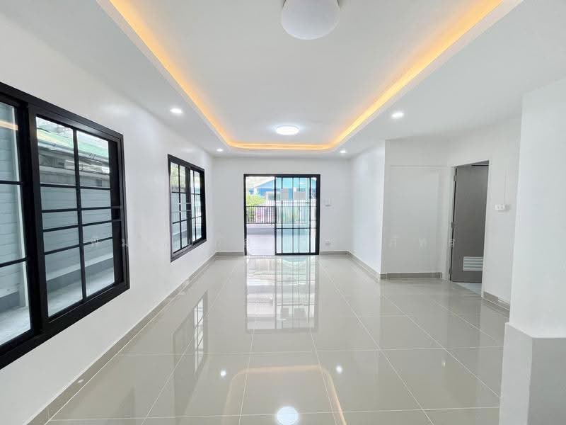 Baan Pruksa B Rangsit - Klong 3, Pathum Thani, Liab Klong Sam Road, Khlong Sam, Khlong Luang, Pathum Thani, 3 Bedrooms, 96 sqm, Townhouse For Sale, by พิมพ์นภัส ภูธนภัทร, 500575932 - DDproperty.com