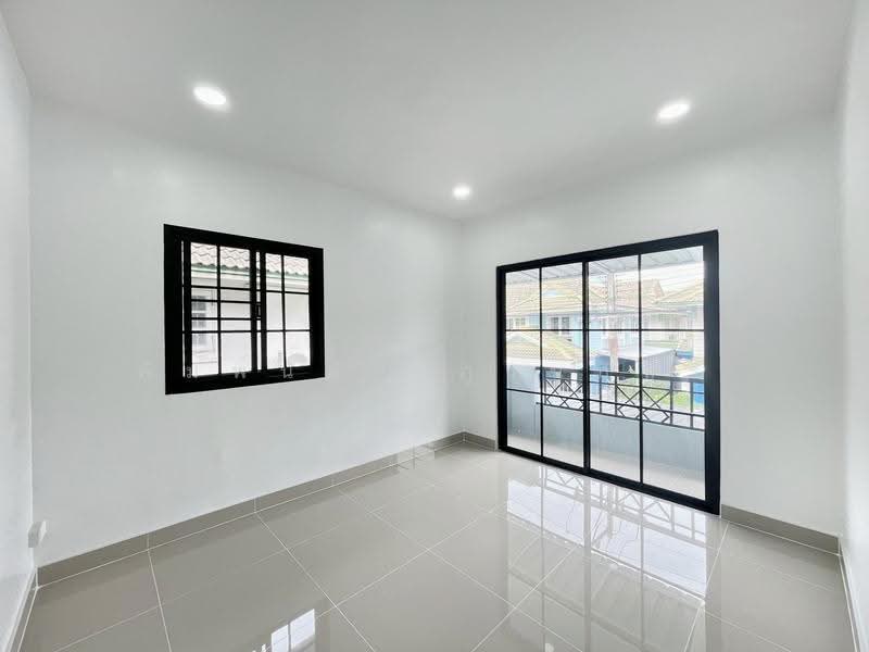 Baan Pruksa B Rangsit - Klong 3, Pathum Thani, Liab Klong Sam Road, Khlong Sam, Khlong Luang, Pathum Thani, 3 Bedrooms, 96 sqm, Townhouse For Sale, by พิมพ์นภัส ภูธนภัทร, 500575932 - DDproperty.com