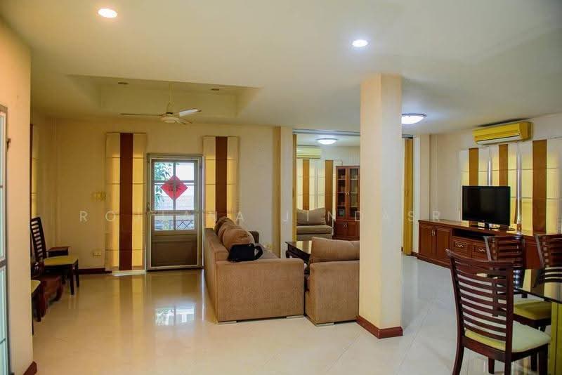 Perfect Place Ramkhamhaeng 164, Bangkok, Soi Ramkhamhaeng 164, Saphan Sung, Bangkok, 3 Bedrooms, 204 sqm, Single Detached House For Rent, by Rojjana Jindasri, 500576026 - DDproperty.com
