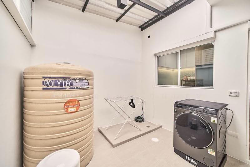 Patio Pattanakarn 38, Bangkok, Soi Phatthanakan 38 Phatthanakan Road, Suan Luang, Bangkok, 3 Bedrooms, 160 sqm, Townhouse For Rent, by Sunitra Sachdev, 500576056 - DDproperty.com