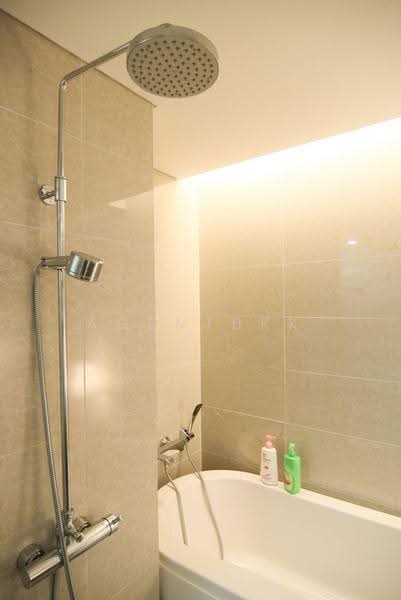 Siamese Thirty Nine, Bangkok, 68 Soi Sukhumvit 39, Sukhumvit Road, Khlong Tan Nua, Watthana, Bangkok, 1 Bedroom, 46 sqm, Condo For Rent, by Agentbkk, 500576072 - DDproperty.com