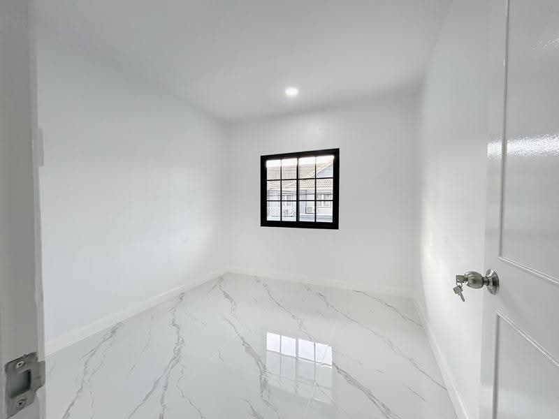 Baan Pruksa B Rangsit - Klong 3, Pathum Thani, Liab Klong Sam Road, Khlong Sam, Khlong Luang, Pathum Thani, 3 Bedrooms, 102 sqm, Townhouse For Sale, by พิมพ์นภัส ภูธนภัทร, 500576109 - DDproperty.com