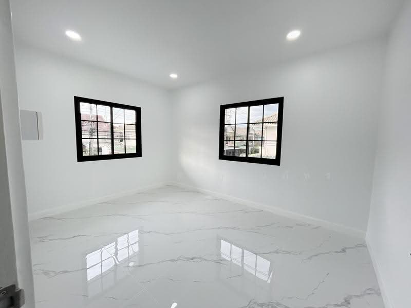 Baan Pruksa B Rangsit - Klong 3, Pathum Thani, Liab Klong Sam Road, Khlong Sam, Khlong Luang, Pathum Thani, 3 Bedrooms, 102 sqm, Townhouse For Sale, by พิมพ์นภัส ภูธนภัทร, 500576109 - DDproperty.com