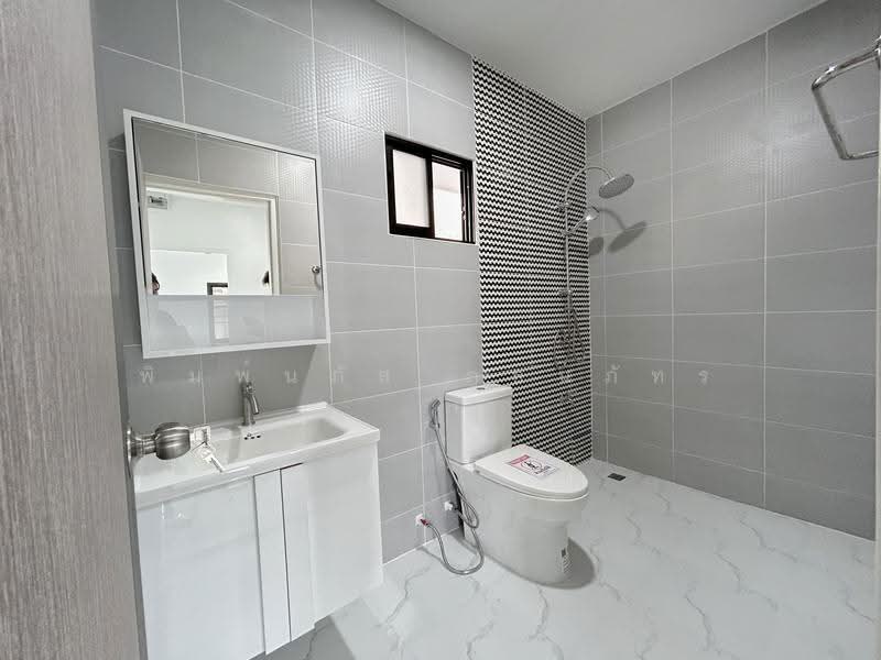 Baan Pruksa B Rangsit - Klong 3, Pathum Thani, Liab Klong Sam Road, Khlong Sam, Khlong Luang, Pathum Thani, 3 Bedrooms, 102 sqm, Townhouse For Sale, by พิมพ์นภัส ภูธนภัทร, 500576109 - DDproperty.com