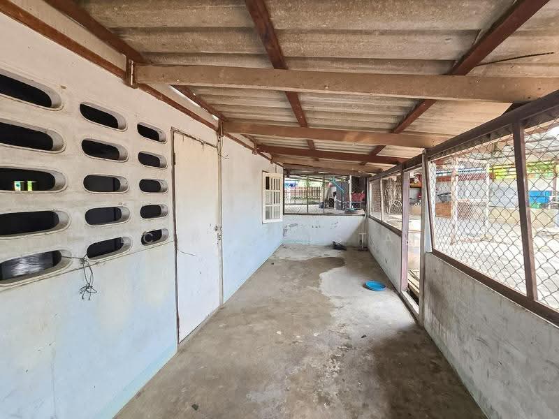 Land for Sale Nong Ket Yai East Pattaya 284 Sq.wah with House, Chon Buri (Pattaya), Nong Pru, Bang Lamung (Pattaya), Chon Buri (Pattaya), , 1,136 sqm, Land For Sale, by PLC real estate, 500576153 - DDproperty.com