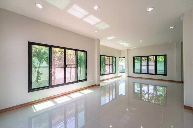 Sarisa Ville, Chiang Mai, San Phak Wan, Hang Dong, Chiang Mai, 4 Bedrooms, 225 sqm, Single Detached House For Sale, by Shori Asset Group Co., Ltd., 500576160 - DDproperty.com