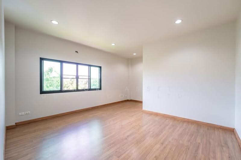 Sarisa Ville, Chiang Mai, San Phak Wan, Hang Dong, Chiang Mai, 4 Bedrooms, 225 sqm, Single Detached House For Sale, by Shori Asset Group Co., Ltd., 500576160 - DDproperty.com