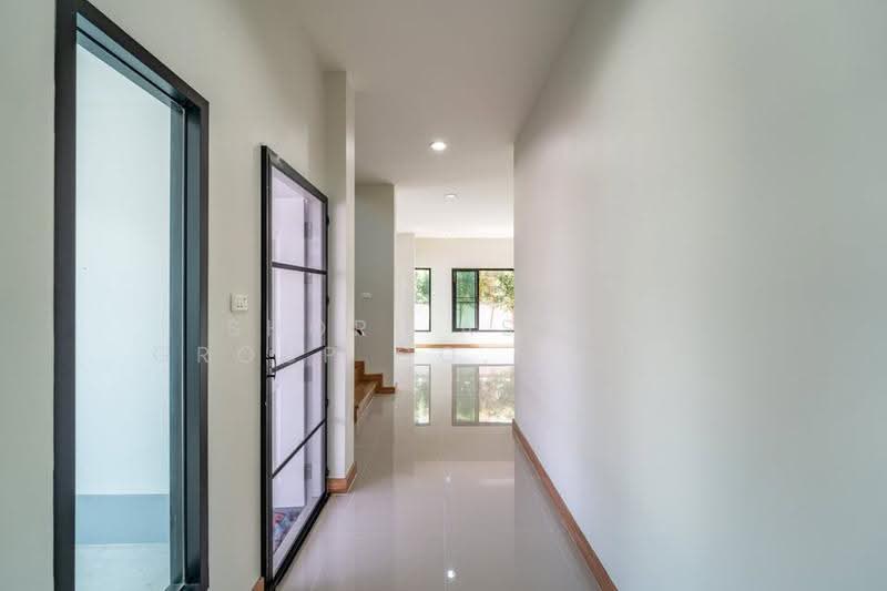 Sarisa Ville, Chiang Mai, San Phak Wan, Hang Dong, Chiang Mai, 4 Bedrooms, 225 sqm, Single Detached House For Sale, by Shori Asset Group Co., Ltd., 500576160 - DDproperty.com