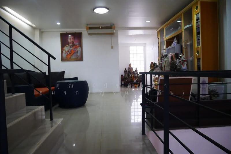 บ้าน ณ นครินทร์ ซอยศรีนครินทร์40, กรุงเทพ, ถนนศรีนครินทร์, หนองบอน, ประเวศ, กรุงเทพ, 200 ตร.ม., ทาวน์เฮ้าส์ ขาย, โดย คุณ เปรมยุดา อมรกาญจน์ (อิน), 500576168 - DDproperty.com