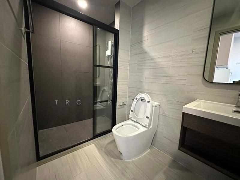 Metris Ladprao, Bangkok, Lat Phrao Road, Jom Phon, Chatuchak, Bangkok, 1 Bedroom, 30 sqm, Condo For Rent, by TRC Property, 500576180 - DDproperty.com