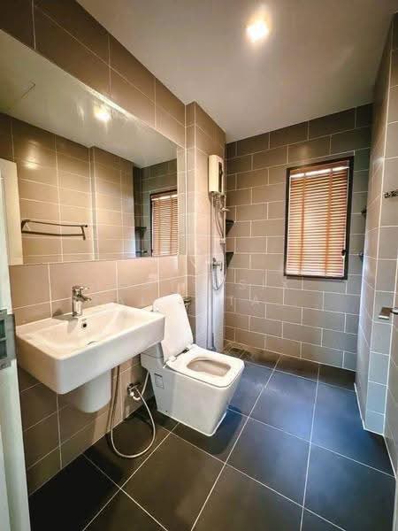 Bangkok Boulevard Rangsit, Pathum Thani, Rangsit-Nakhon Nayok Road, Bang Yitho, Thanyaburi, Pathum Thani, 5 Bedrooms, 248 sqm, Single Detached House For Rent, by Forty-Six Real Estate Group, 500576230 - DDproperty.com