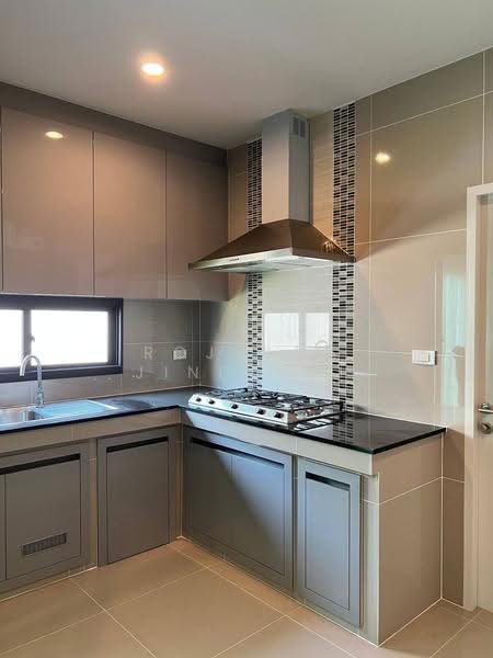 Setthasiri Pattanakarn, Bangkok, Phatthanakan-Onnut Road (New Cut), Prawet, Bangkok, 4 Bedrooms, 268 sqm, Single Detached House For Rent, by Rojjana Jindasri, 500576245 - DDproperty.com